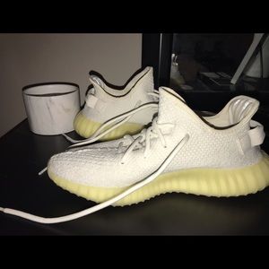 Yeezy Boost 350 V2 Cream White